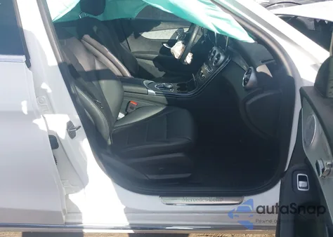 2021 Mercedes-Benz C 300 4Matic из США, поврежденный, VIN W1KWF8EB9MR648655